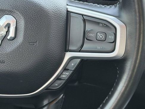 Used 2022 RAM 1500 Big Horn w/ Night Edition AWD/4WD image 17