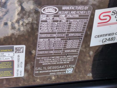 Certified 2025 Land Rover Range Rover Sport Dynamic SE image 38