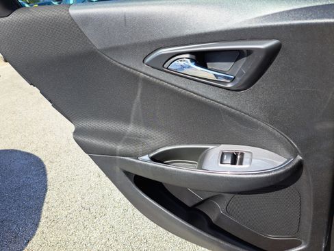 Used 2020 Chevrolet Malibu LT image 9