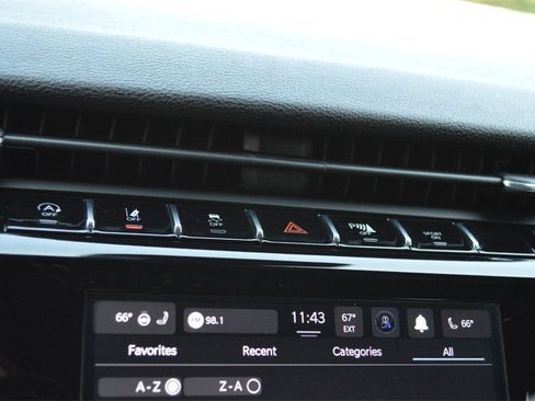 Used 2023 Jeep Grand Cherokee Altitude image 23