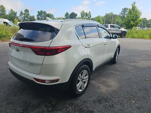 Used 2019 Kia Sportage LX w/ LX Popular Package AWD/4WD image 7