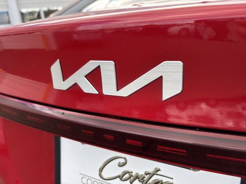 Used 2024 Kia Forte LXS FWD image 10