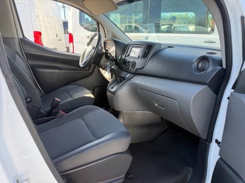 Used 2019 Nissan NV200 SV w/ Navigation Package FWD image 8