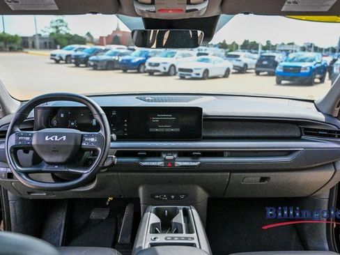 Used 2024 Kia EV9 Light Long Range image 13