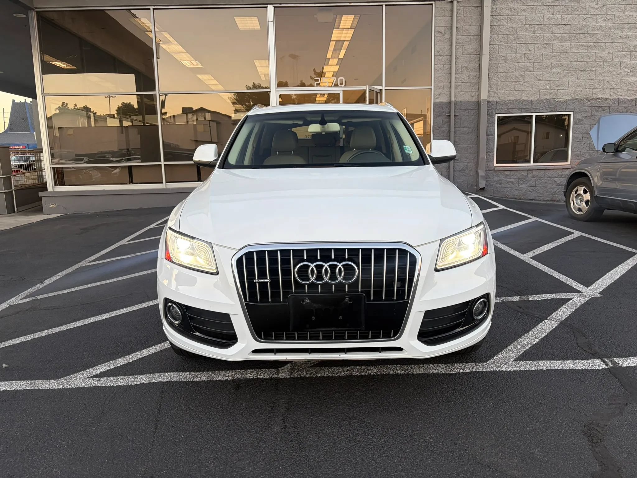 Used 2014 Audi Q5 2.0T Premium AWD/4WD image 3