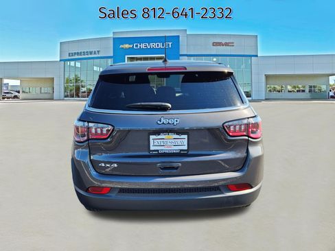 Used 2024 Jeep Compass Sport AWD/4WD image 6