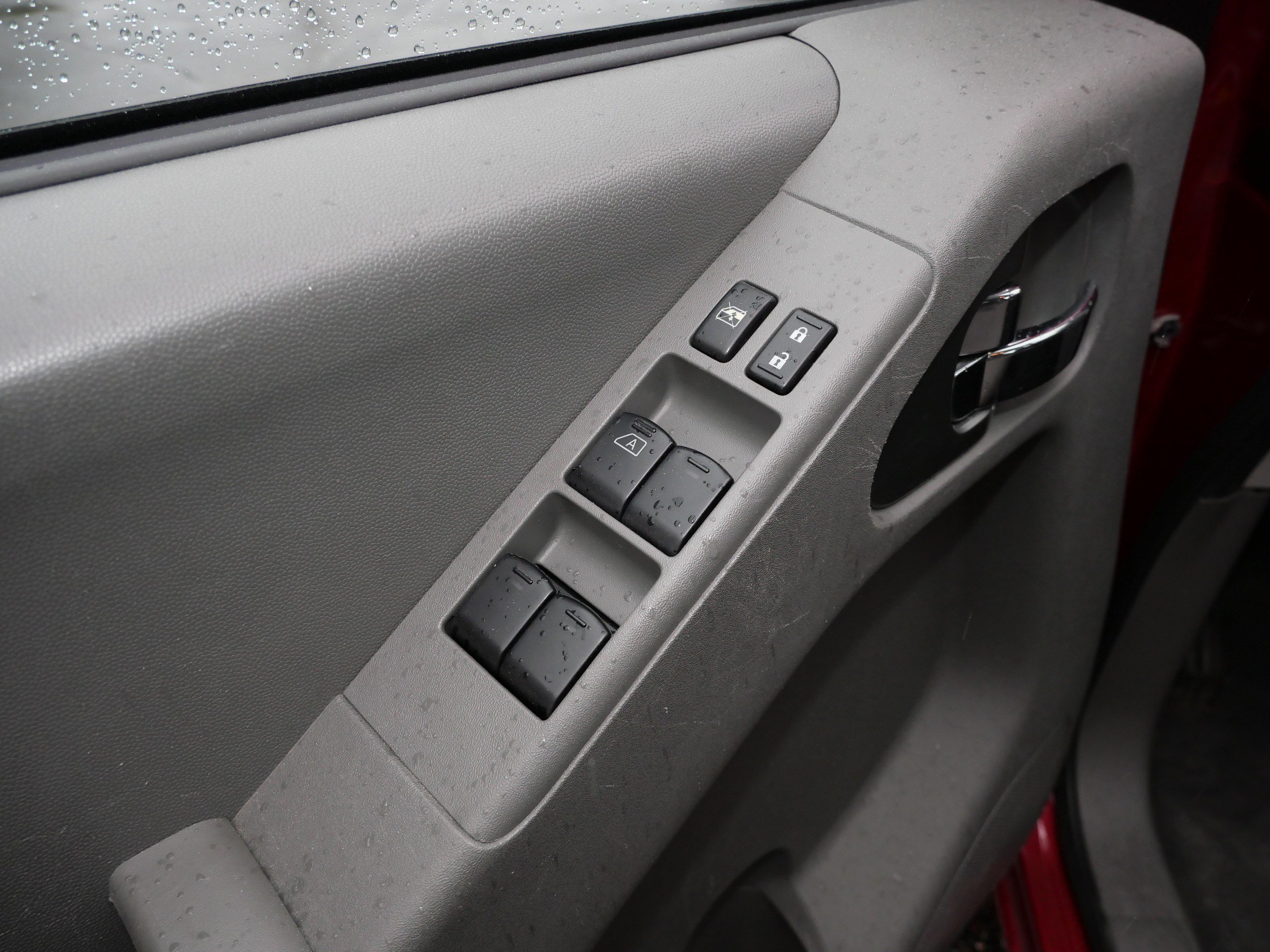 Used 2019 Nissan Frontier SV AWD/4WD image 19