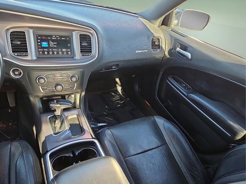 Used 2021 Dodge Charger SXT w/ Leather Interior Group image 12