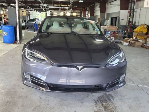Used 2018 Tesla Model S 75D AWD/4WD image 2