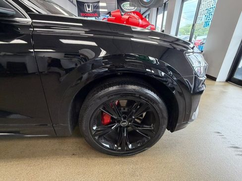 Used 2021 Audi Q8 Premium Plus w/ Premium Plus Package AWD/4WD image 18