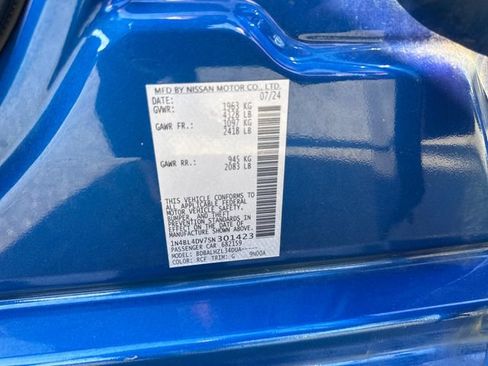 Used 2025 Nissan Altima 2.5 SV FWD image 28