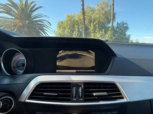 Used 2013 Mercedes-Benz C 250 Sedan image 23