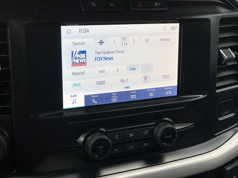 Used 2023 Ford F150 XLT w/ Trailer Tow Package image 19