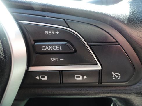 Used 2018 INFINITI Q60 LUXE w/ Sensory Package 2.0T Luxe image 27