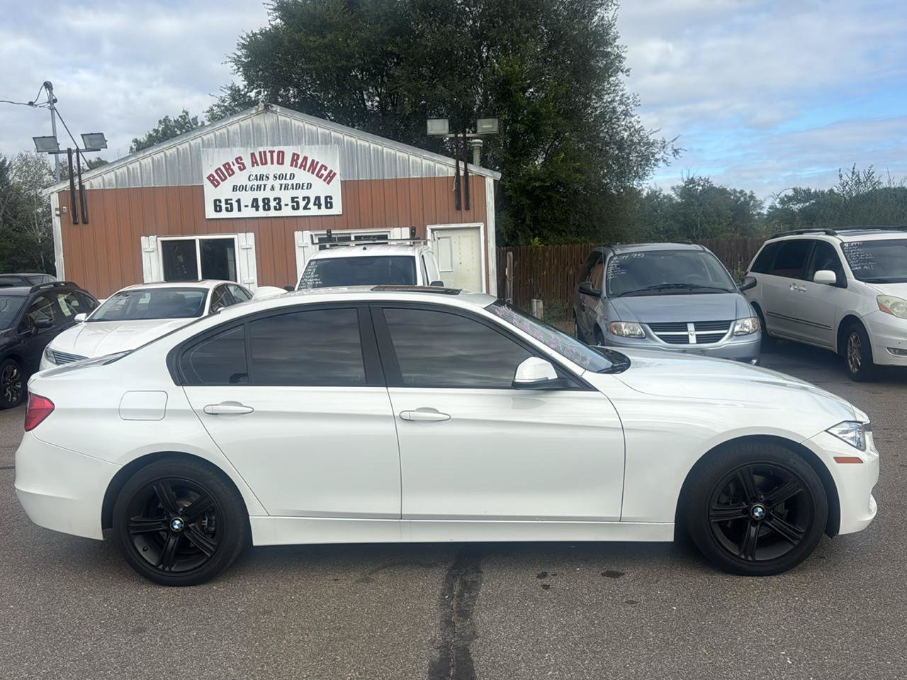 Used 2015 BMW 328i xDrive Sedan AWD/4WD image 4