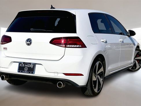 Used 2020 Volkswagen GTI SE image 2