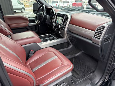 Used 2019 Ford F350 Platinum w/ Platinum Ultimate Package image 38