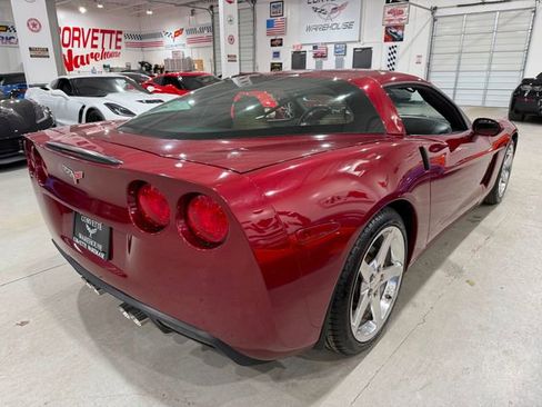 Used 2006 Chevrolet Corvette Coupe w/ Preferred Equipment Group image 6