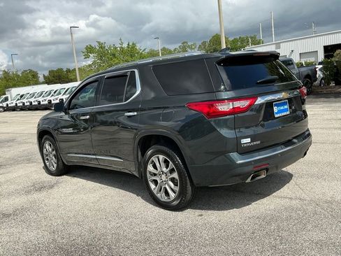 Used 2020 Chevrolet Traverse Premier FWD image 4