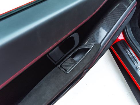 Used 2011 Ferrari 458 Italia Coupe RWD image 41