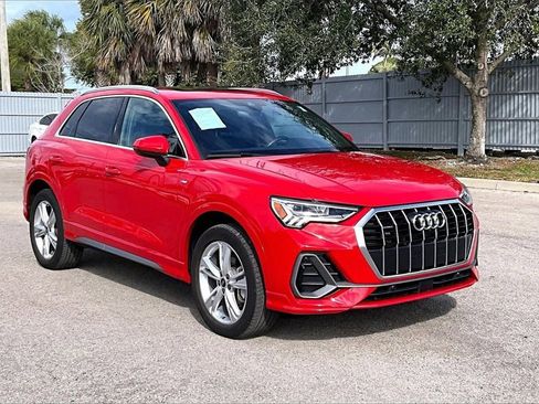Certified 2023 Audi Q3 2.0T Premium Plus w/ Premium Plus Package image 2