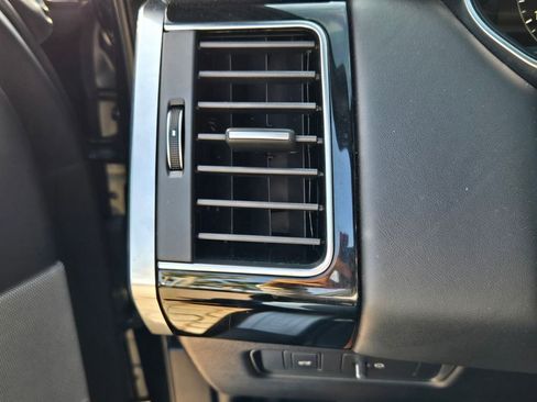 Used 2020 Land Rover Range Rover Sport HST image 31