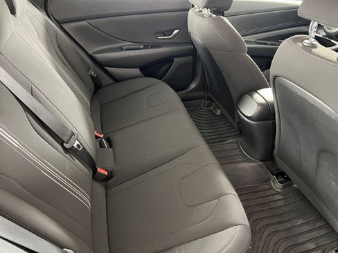 Used 2022 Hyundai Elantra SEL w/ Convenience Package image 21