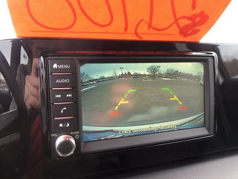 Certified 2025 Nissan Kicks S image 17