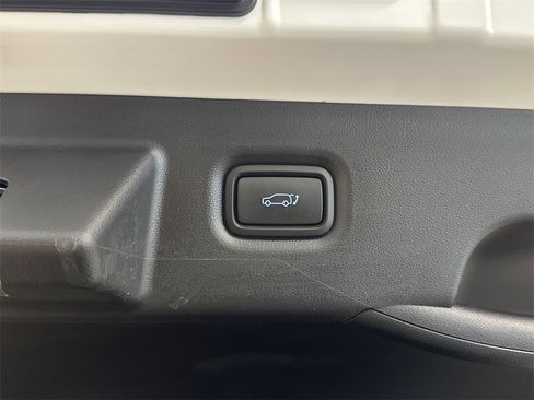 Used 2025 Hyundai Ioniq 5 XRT image 7