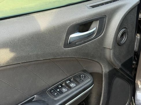 Used 2022 Dodge Charger R/T RWD image 11