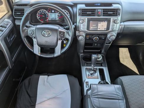Used 2016 Toyota 4Runner SR5 image 6