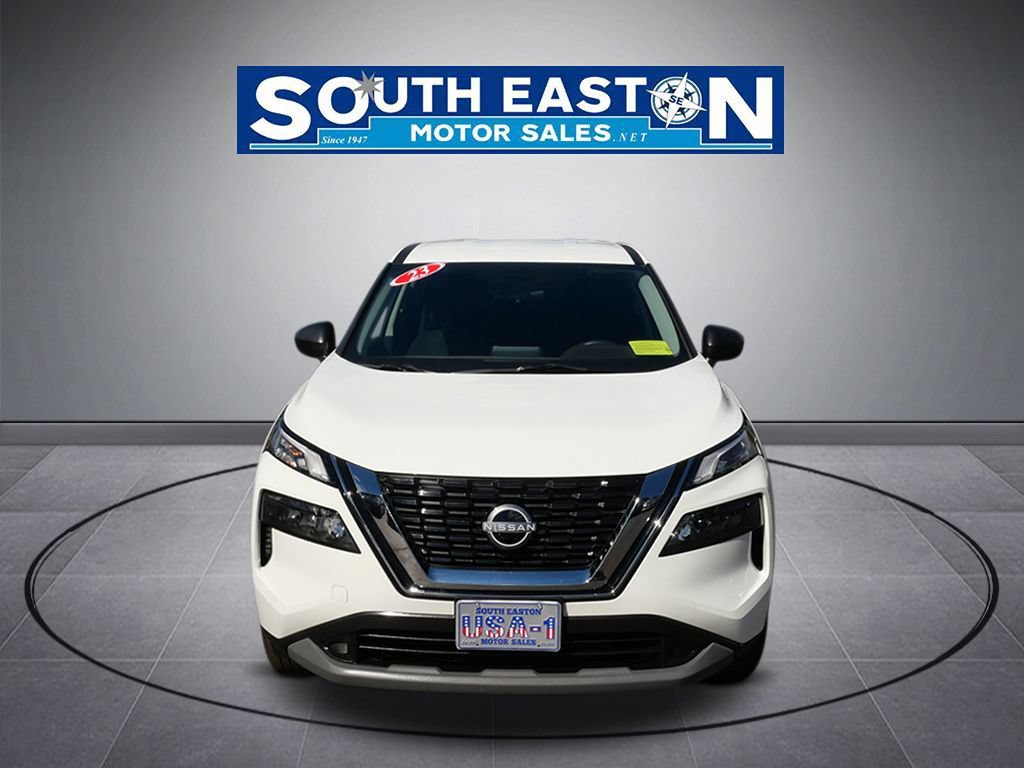 Used 2023 Nissan Rogue S AWD/4WD image 3