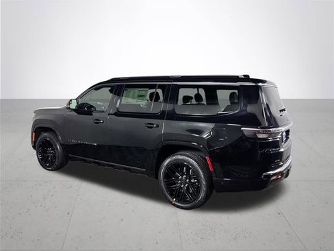 New 2026 Jeep Grand Wagoneer Limited AWD/4WD image 8