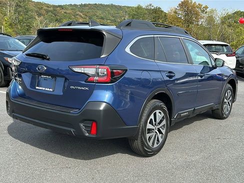 Certified 2022 Subaru Outback Premium image 8
