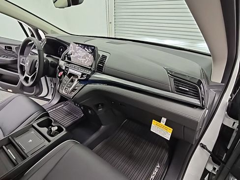 New 2026 Honda Odyssey Elite image 40