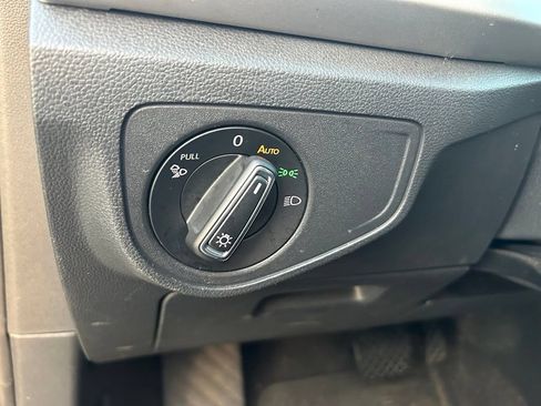 Used 2022 Volkswagen Atlas SE FWD image 20