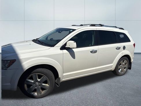 Used 2009 Dodge Journey R/T w/ Convenience Group II AWD/4WD image 7