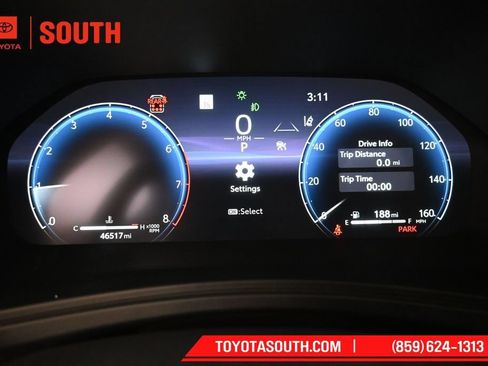 Used 2024 Toyota Grand Highlander AWD image 12