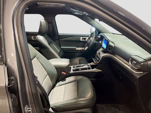 Used 2023 Ford Explorer Timberline w/ Timberline Technology Package AWD/4WD image 31
