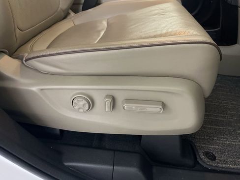 Used 2024 Honda Odyssey Elite image 52