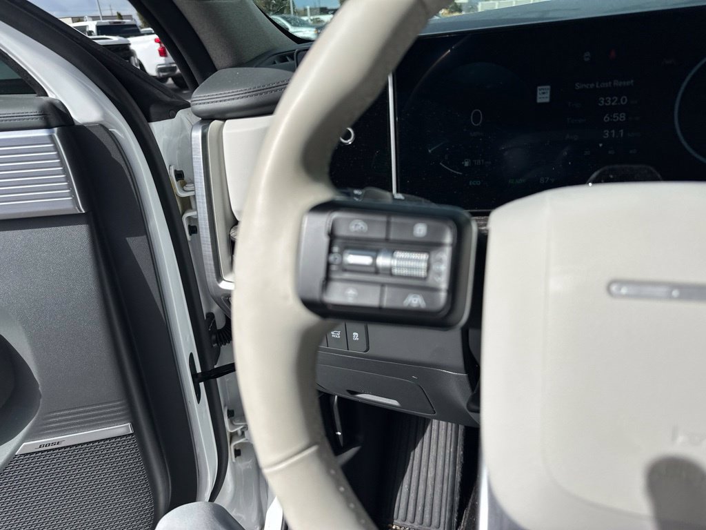 Used 2026 Hyundai Santa Fe Limited AWD/4WD image 15
