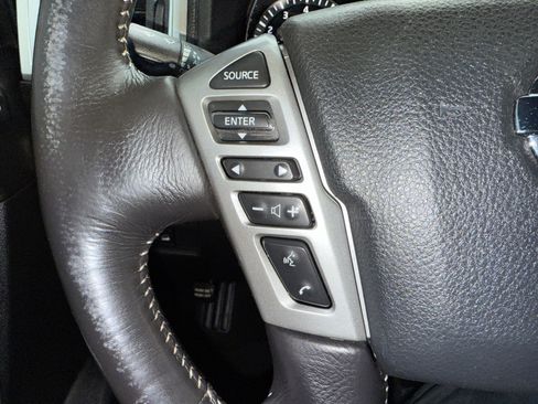 Used 2019 Nissan Titan PRO-4X w/ Pro-4x Convenience Package image 19