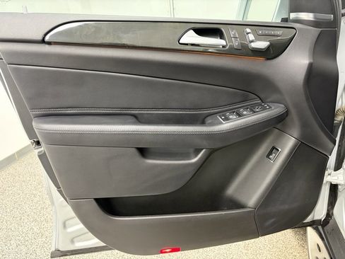 Used 2019 Mercedes-Benz GLS 450 4MATIC w/ Premium 1 Package image 13