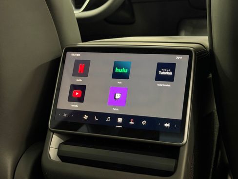 Used 2025 Tesla Model 3 Long Range RWD image 27