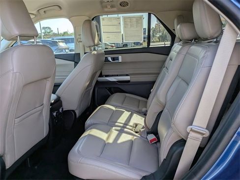 Certified 2021 Ford Explorer XLT w/ Equipment Group 202A image 13
