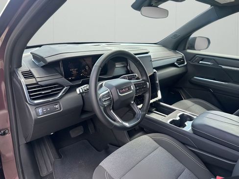 Used 2025 GMC Acadia Elevation image 26