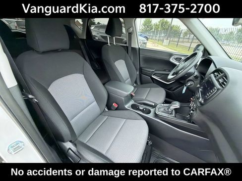 Certified 2024 Kia Soul LX w/ Option Group 015 FWD image 27