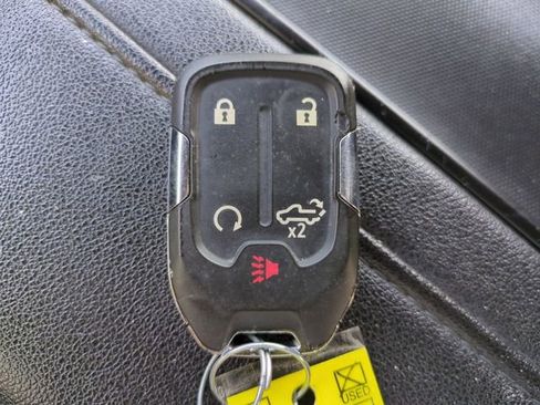 Used 2021 Chevrolet Silverado 1500 LT Trail Boss w/ Convenience Package II image 28