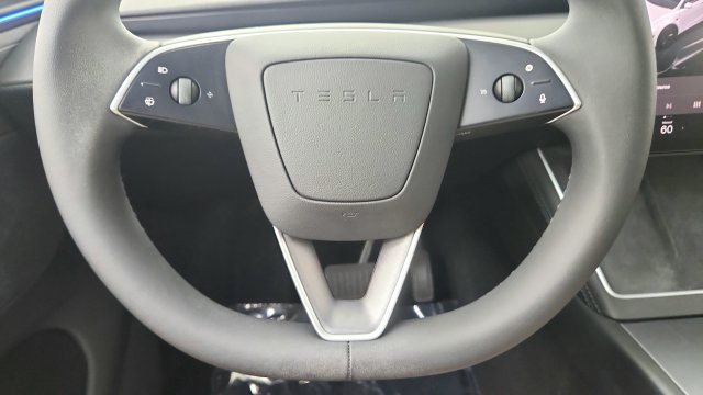Used 2026 Tesla Model Y 2WD image 54