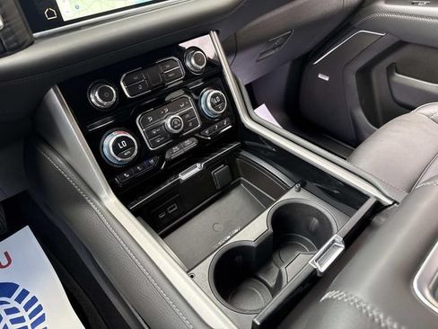 Used 2023 GMC Yukon Denali w/ Advanced Technology Package AWD/4WD image 77